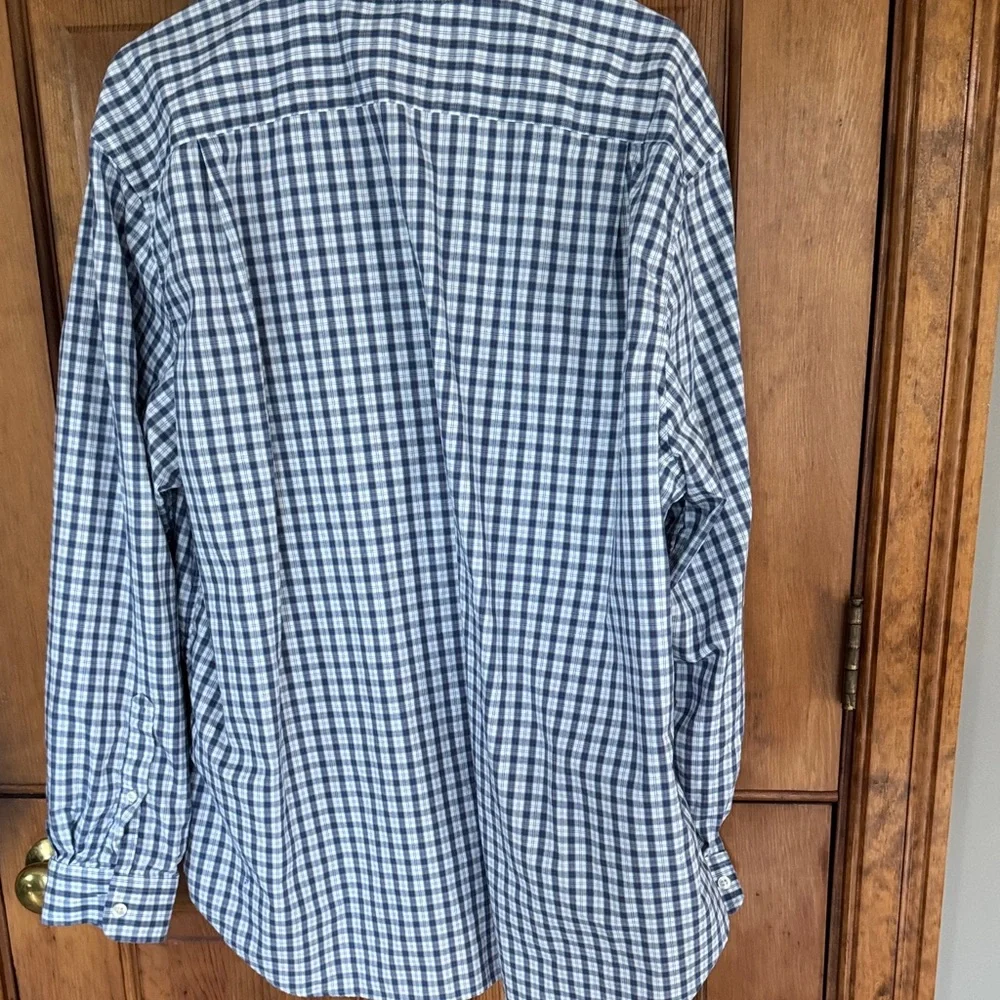 Vineyard Vines Men's Blue and White Checkered Shirt - Picture 3 of 4